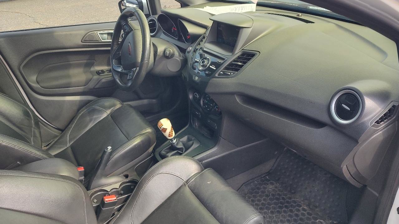 Used 2017 Ford Fiesta ST FWD image 23