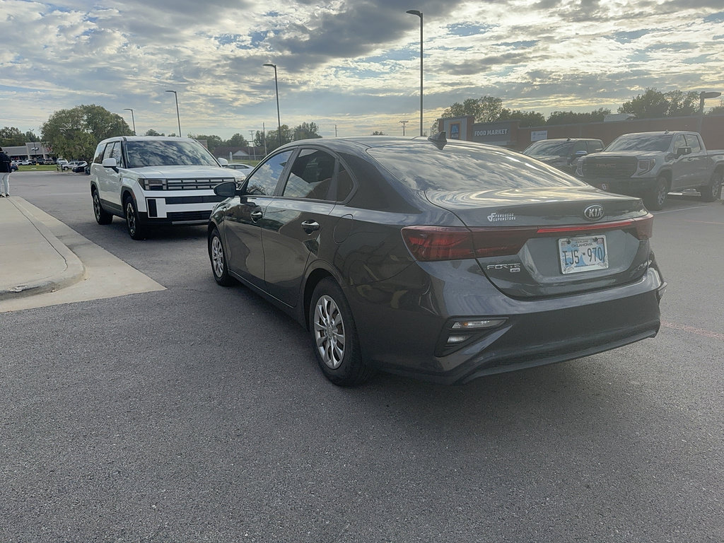 Used 2020 Kia Forte Sedan FWD image 8