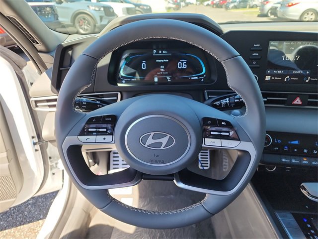 New 2025 Hyundai Elantra Sport image 25