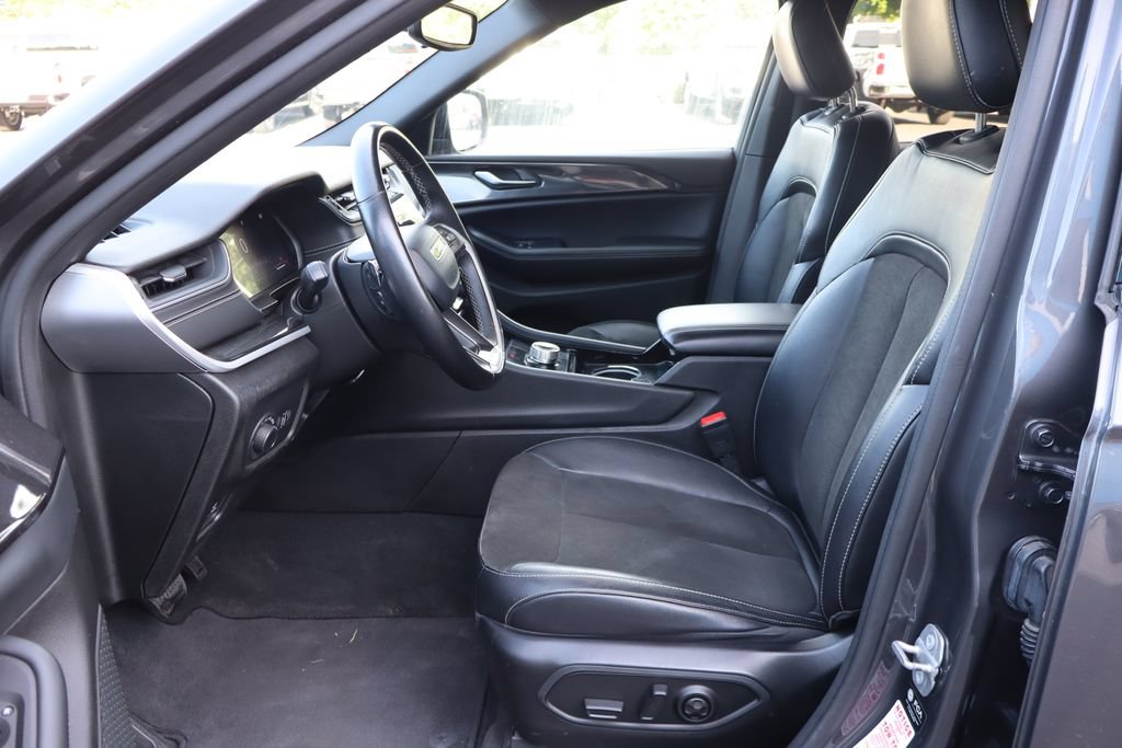 Used 2021 Jeep Grand Cherokee L Laredo AWD/4WD image 4