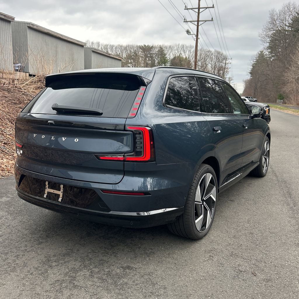 Used 2025 Volvo EX90 Ultra image 10