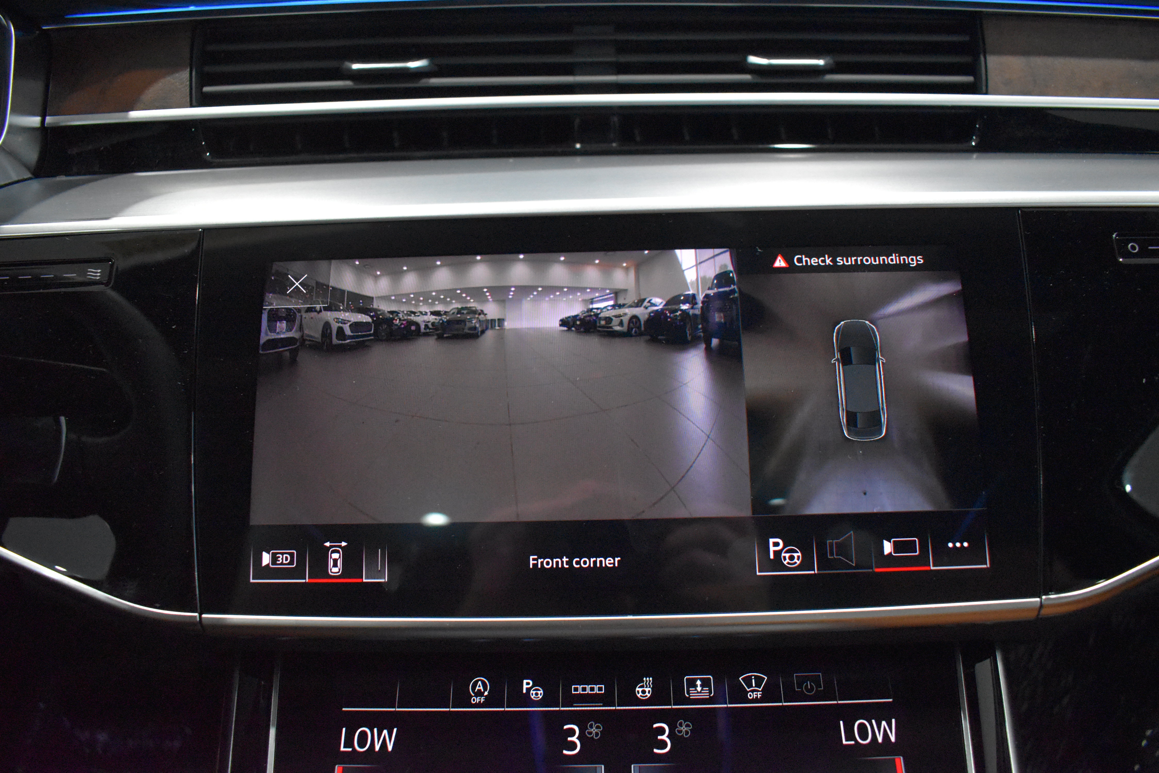 New 2026 Audi A8 L 3.0T AWD/4WD image 17