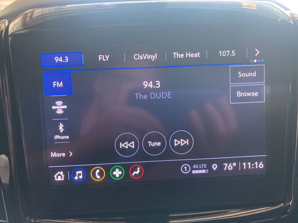 Used 2023 Chevrolet Traverse LT FWD image 23