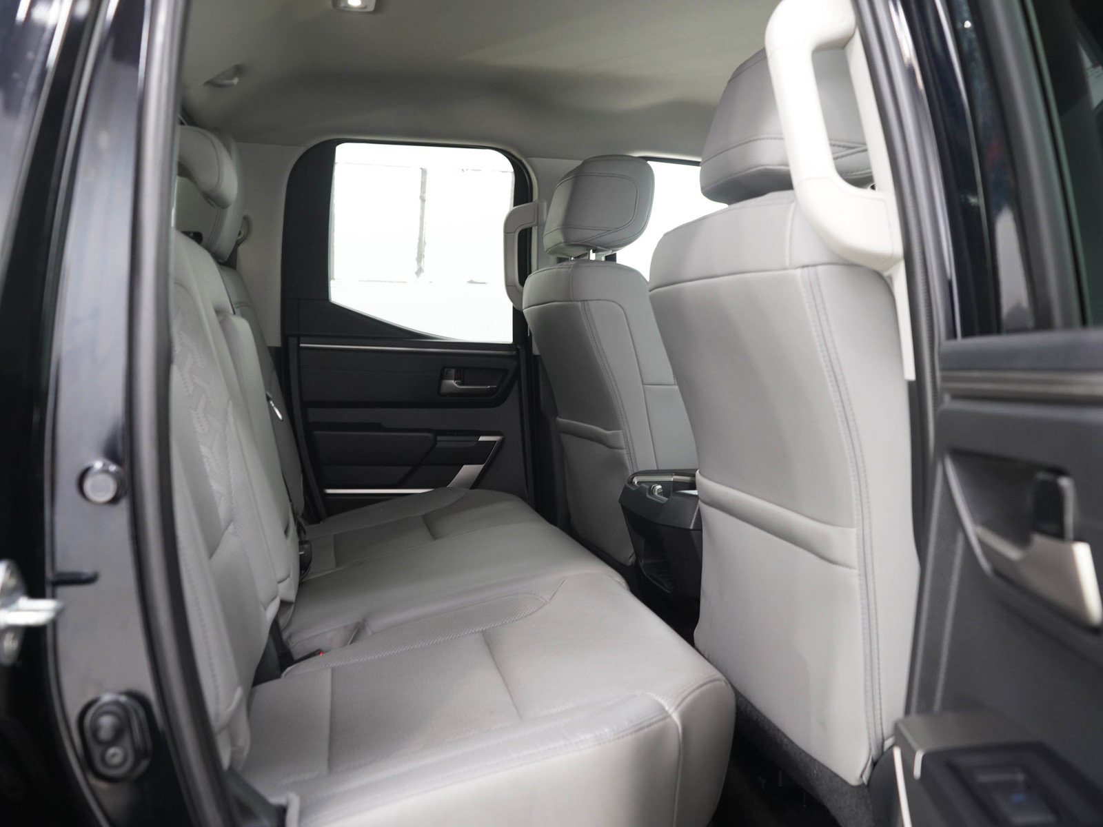 Used 2024 Toyota Tundra SR5 w/ SR5 Premium Package AWD/4WD image 14