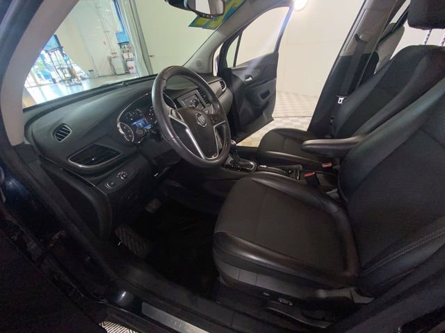 Used 2022 Buick Encore Preferred w/ Safety Package II AWD/4WD image 27