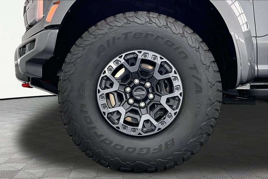Used 2025 Ford F150 Raptor w/ Equipment Group 803A Raptor R AWD/4WD image 9