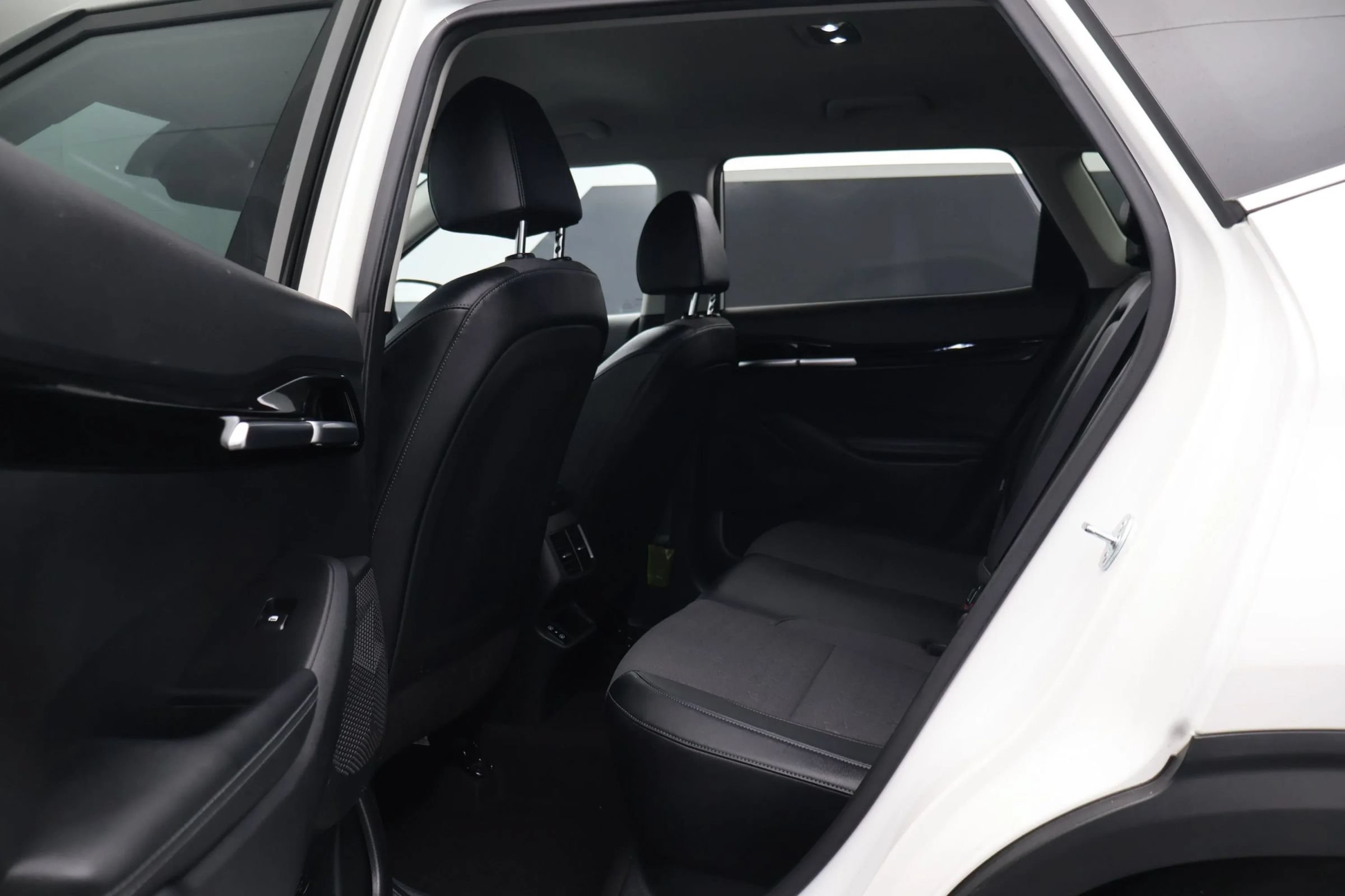 Used 2024 Kia Seltos S AWD/4WD image 12