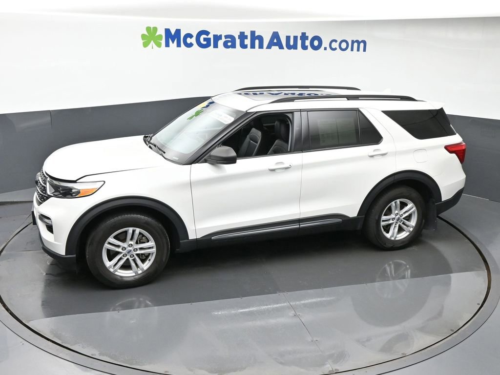 Used 2022 Ford Explorer XLT w/ Equipment Group 202A image 23