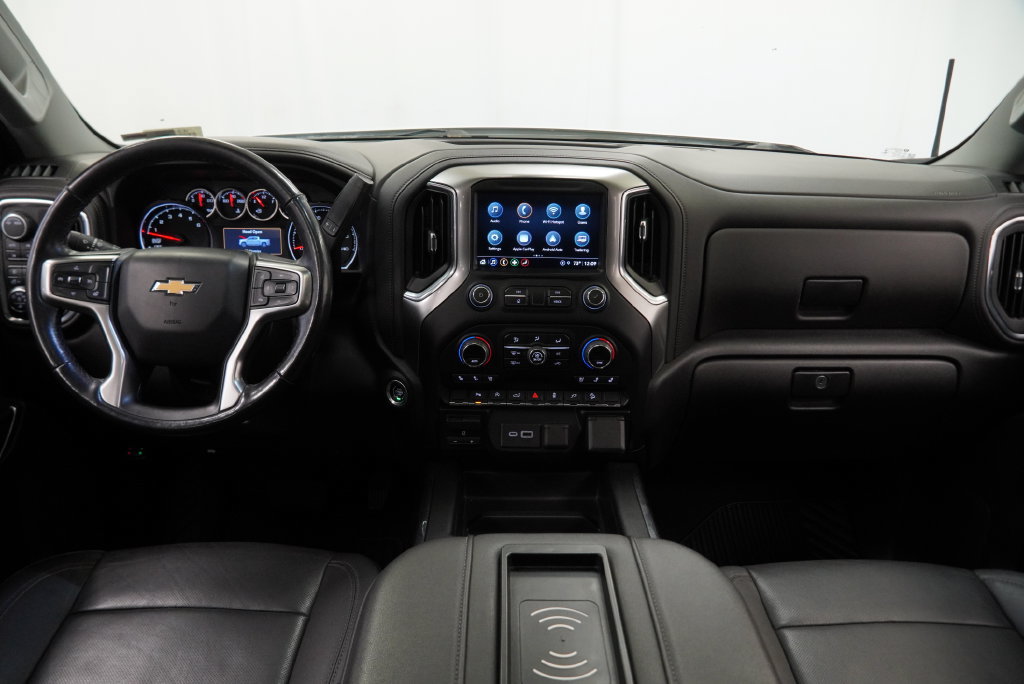 Used 2021 Chevrolet Silverado 1500 LTZ w/ Z71 Off-Road Package AWD/4WD image 3