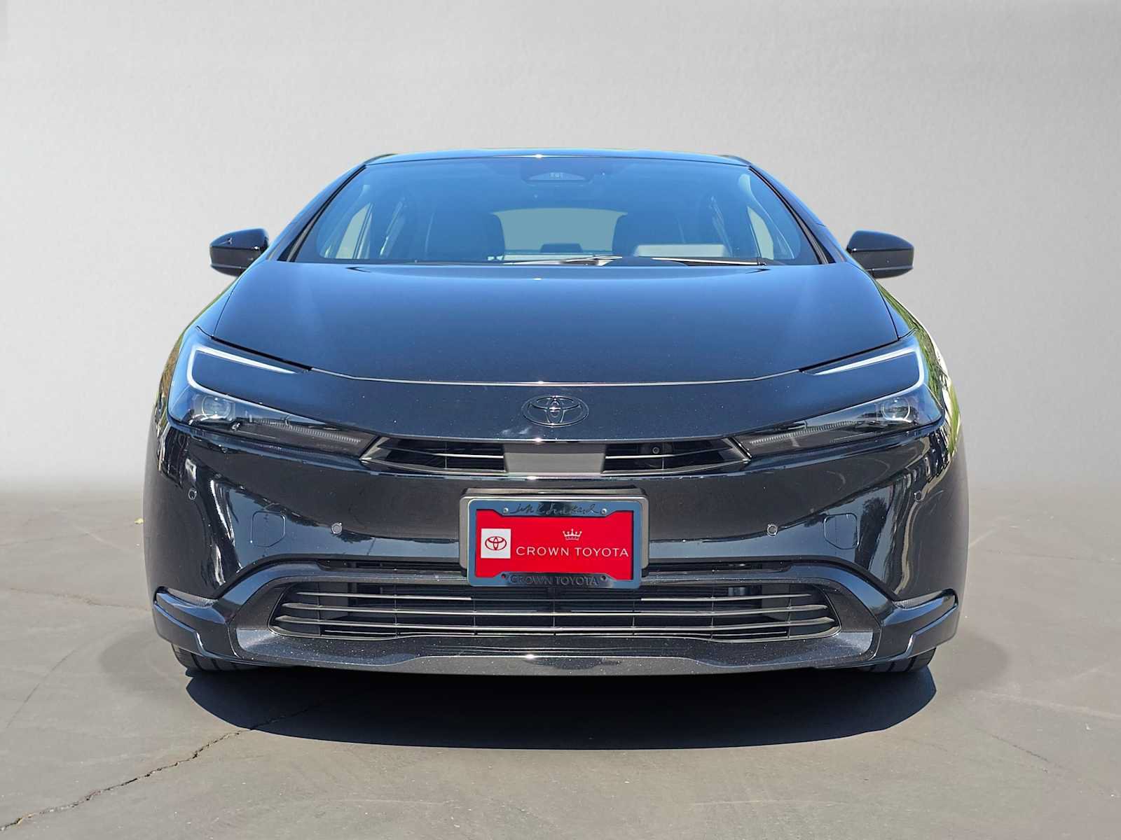 Used 2026 Toyota Prius FWD image 8