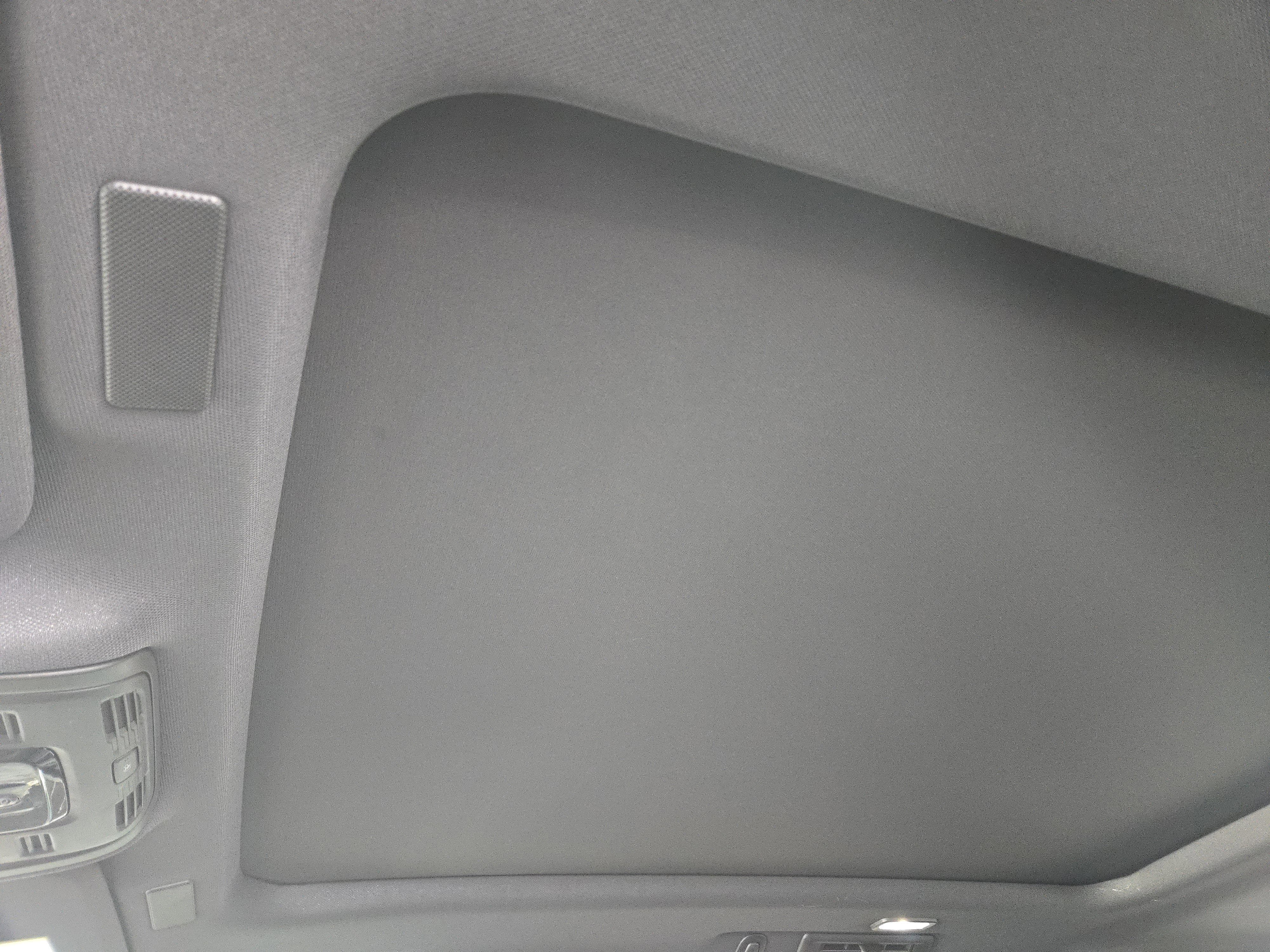 New 2026 GMC Yukon AT4 w/ AT4 Premium Package image 19