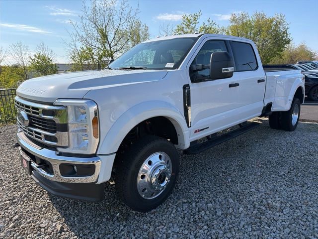 New 2026 Ford F450 XLT w/ FX4 Off-Road Package AWD/4WD image 7