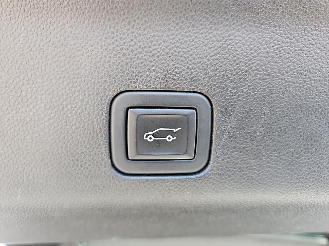 Used 2023 Chevrolet Tahoe High Country AWD/4WD image 18