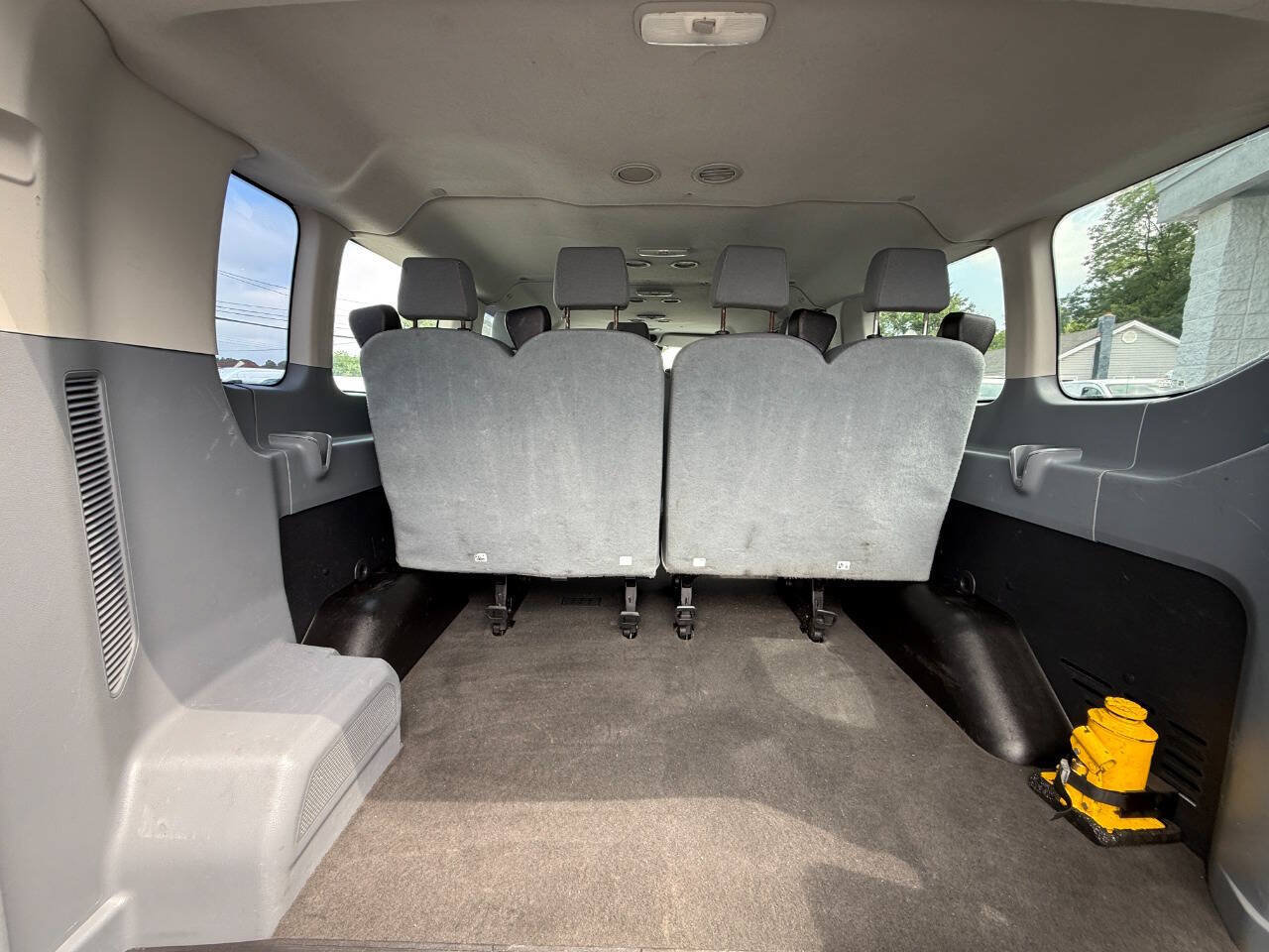 Used 2018 Ford Transit 350 XLT RWD image 28