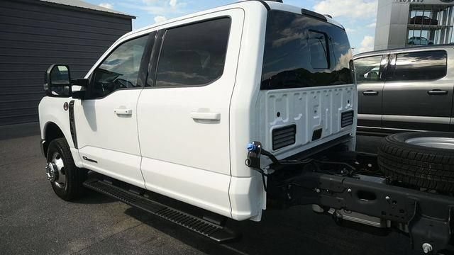 New 2026 Ford F350 Lariat AWD/4WD image 10