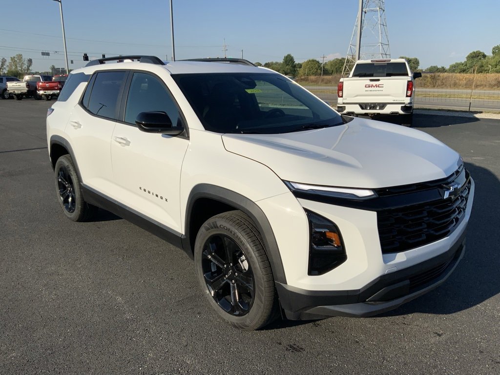 New 2026 Chevrolet Equinox LT w/ Convenience Package II image 2