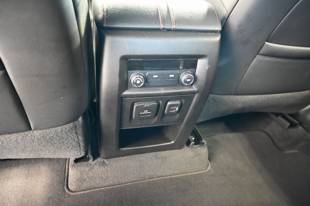 Used 2022 Chevrolet Traverse RS image 26