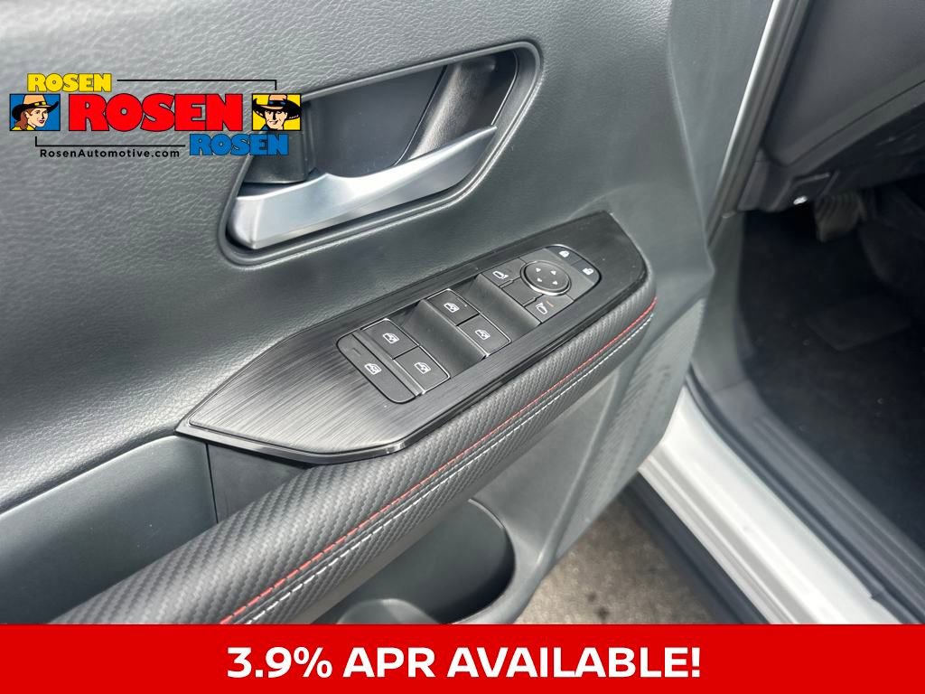 New 2025 Nissan Kicks SR w/ SR Premium Package image 11