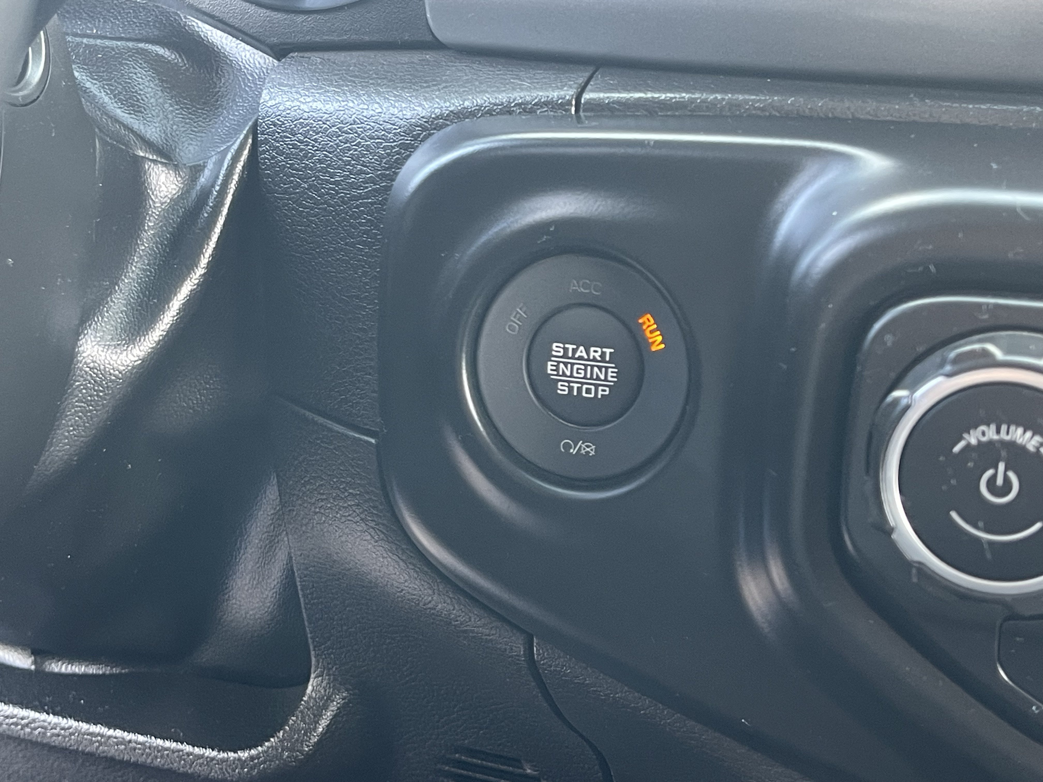 Certified 2023 Jeep Wrangler Sport AWD/4WD image 26