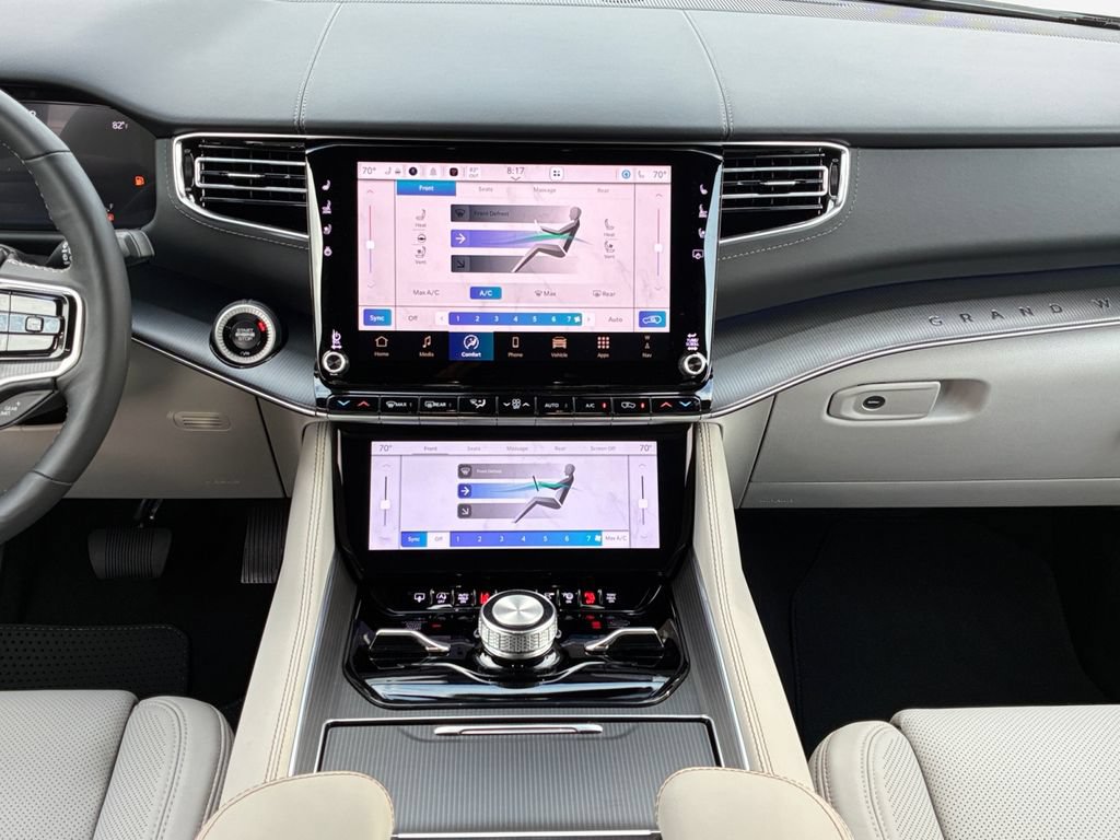 New 2026 Jeep Grand Wagoneer Summit AWD/4WD image 3