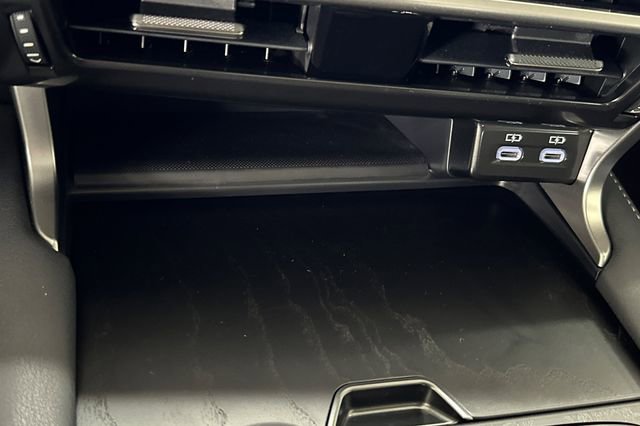 Used 2024 Lexus RX 450h AWD w/ Convenience Package image 39