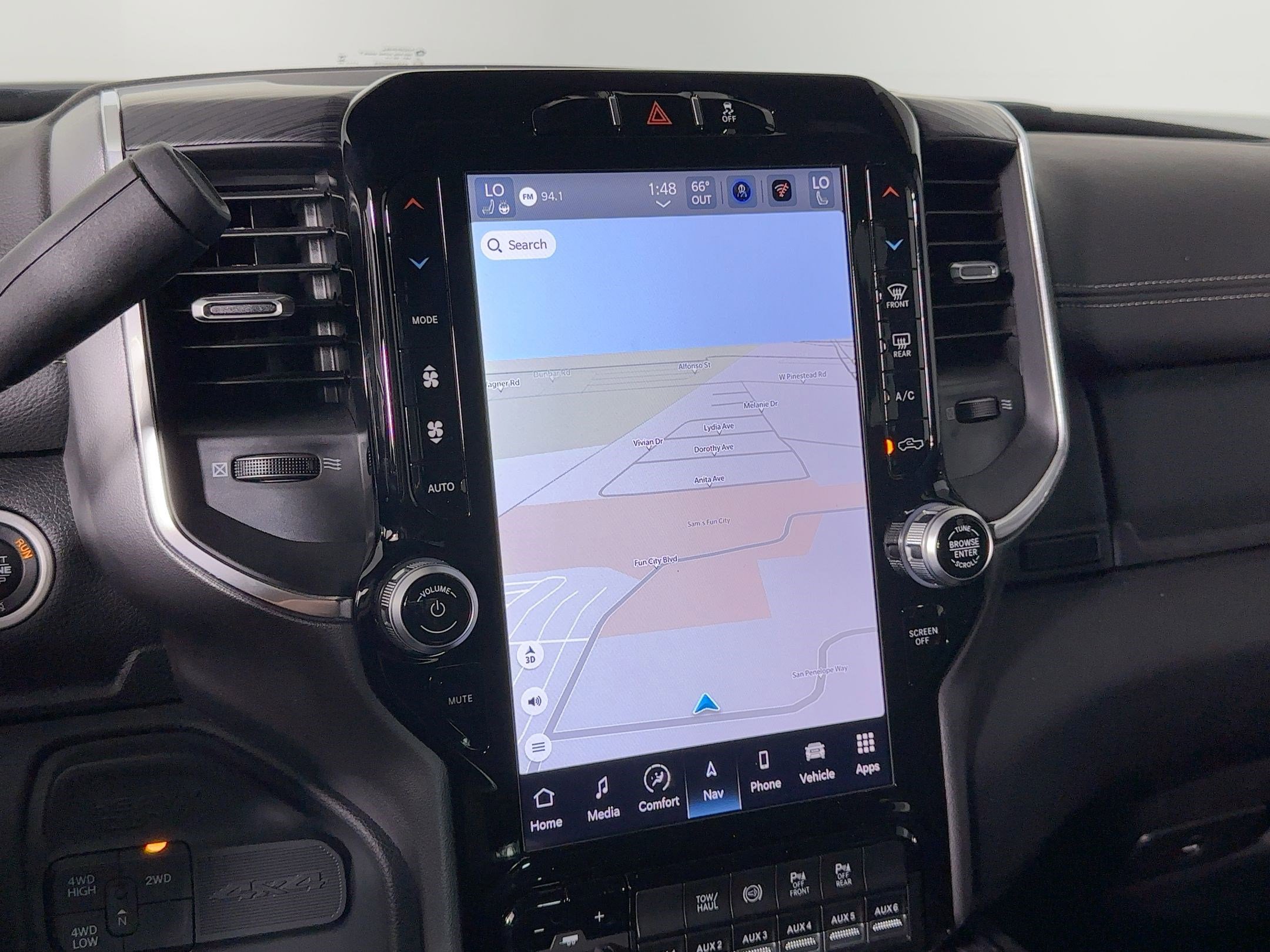 Used 2024 RAM 2500 Laramie w/ Sport Appearance Package image 23