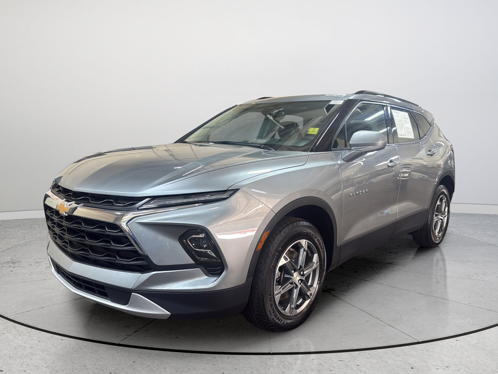 Certified 2024 Chevrolet Blazer LT w/ Convenience Package FWD image 5