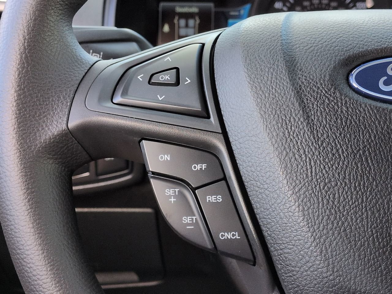 Certified 2022 Ford Edge SE w/ Black Appearance Package image 23