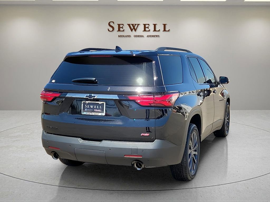Used 2022 Chevrolet Traverse RS FWD image 5