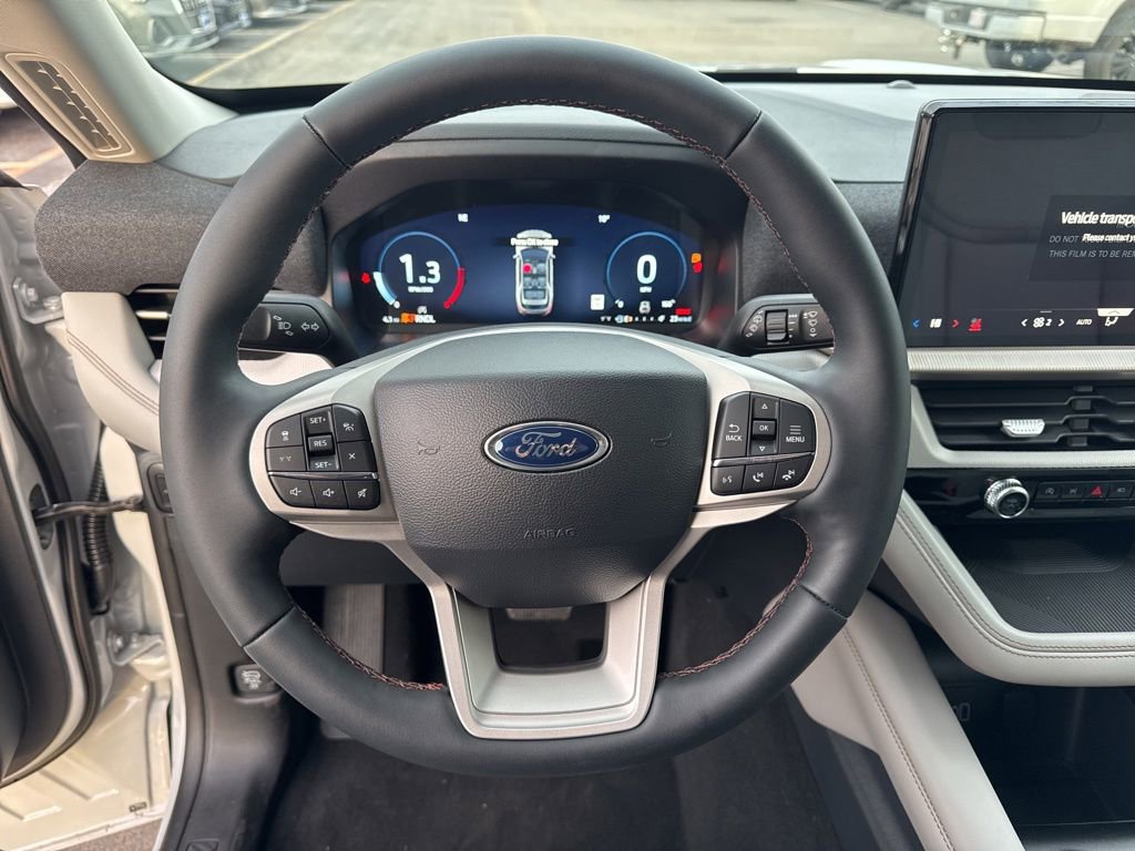 New 2026 Ford Explorer Active w/ Active Comfort Package image 15