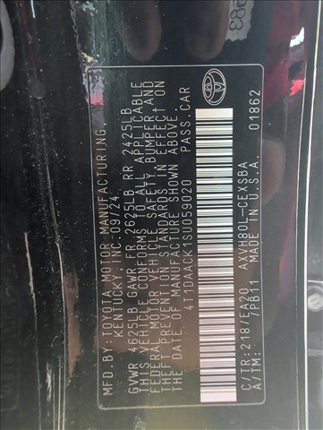 Used 2025 Toyota Camry SE FWD image 29