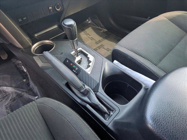 Used 2014 Toyota RAV4 XLE AWD/4WD image 17