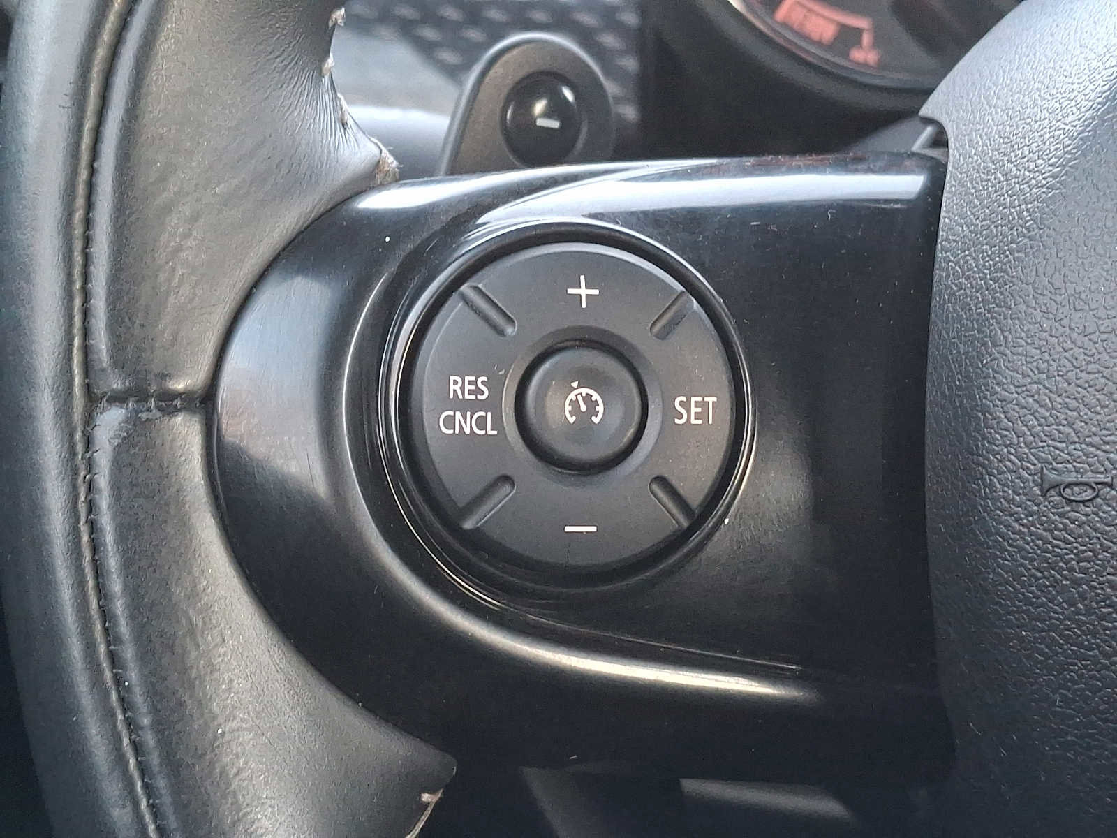 Used 2019 MINI Cooper S image 12