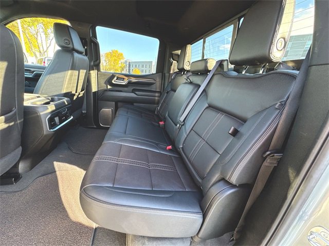 Used 2024 Chevrolet Silverado 1500 High Country w/ Technology Package image 25