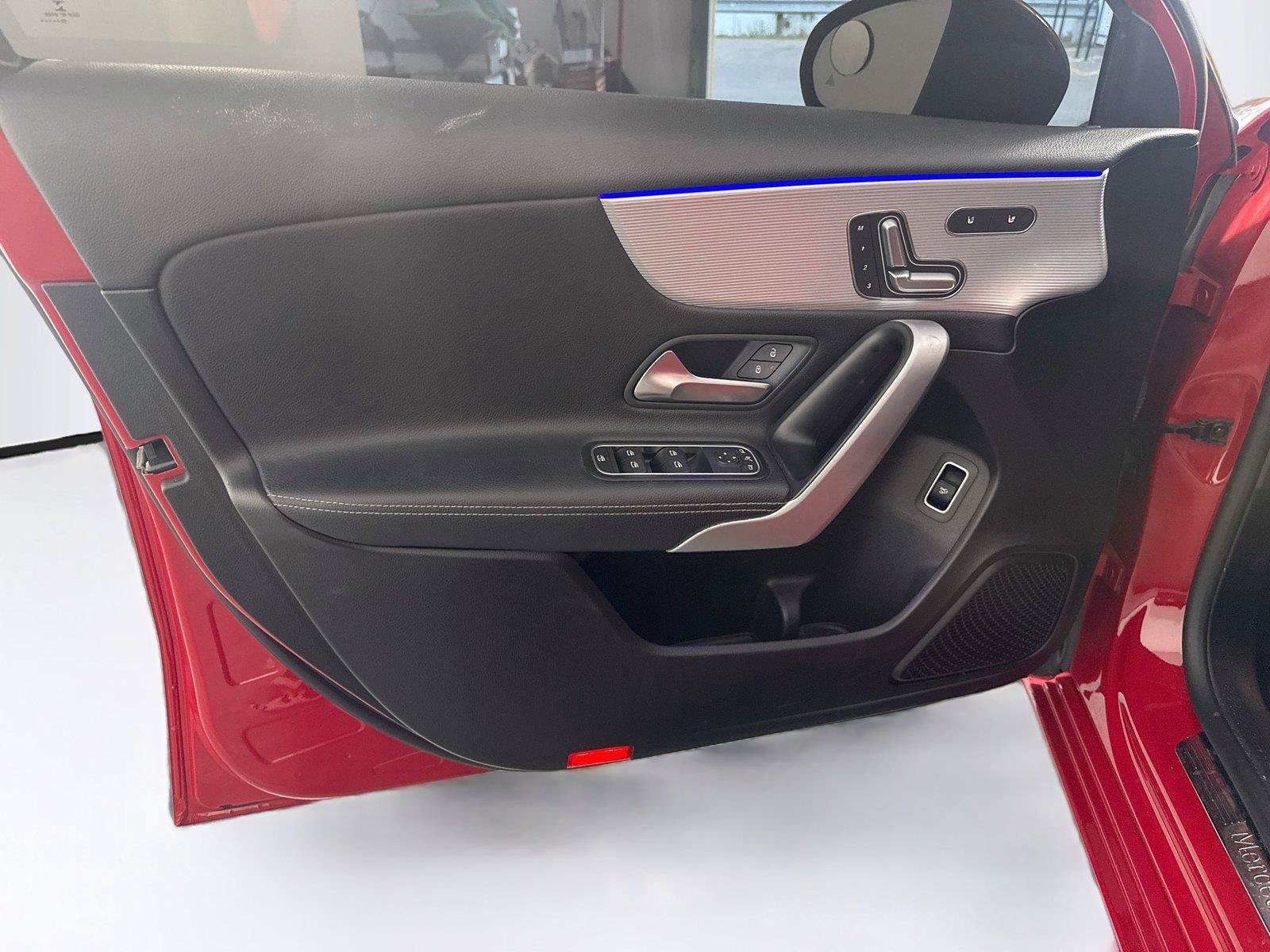 Used 2020 Mercedes-Benz A 220 image 9