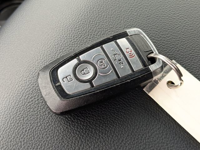 Used 2021 Ford F150 Lariat w/ Trailer Tow Package image 30