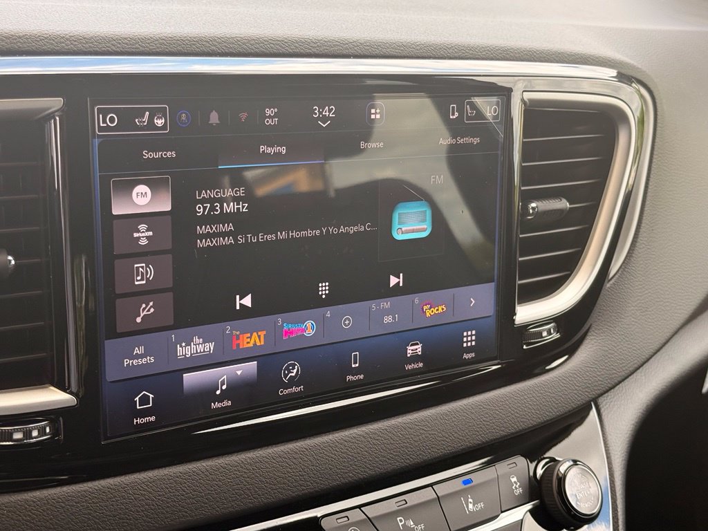 New 2027 Chrysler Pacifica LX FWD image 13