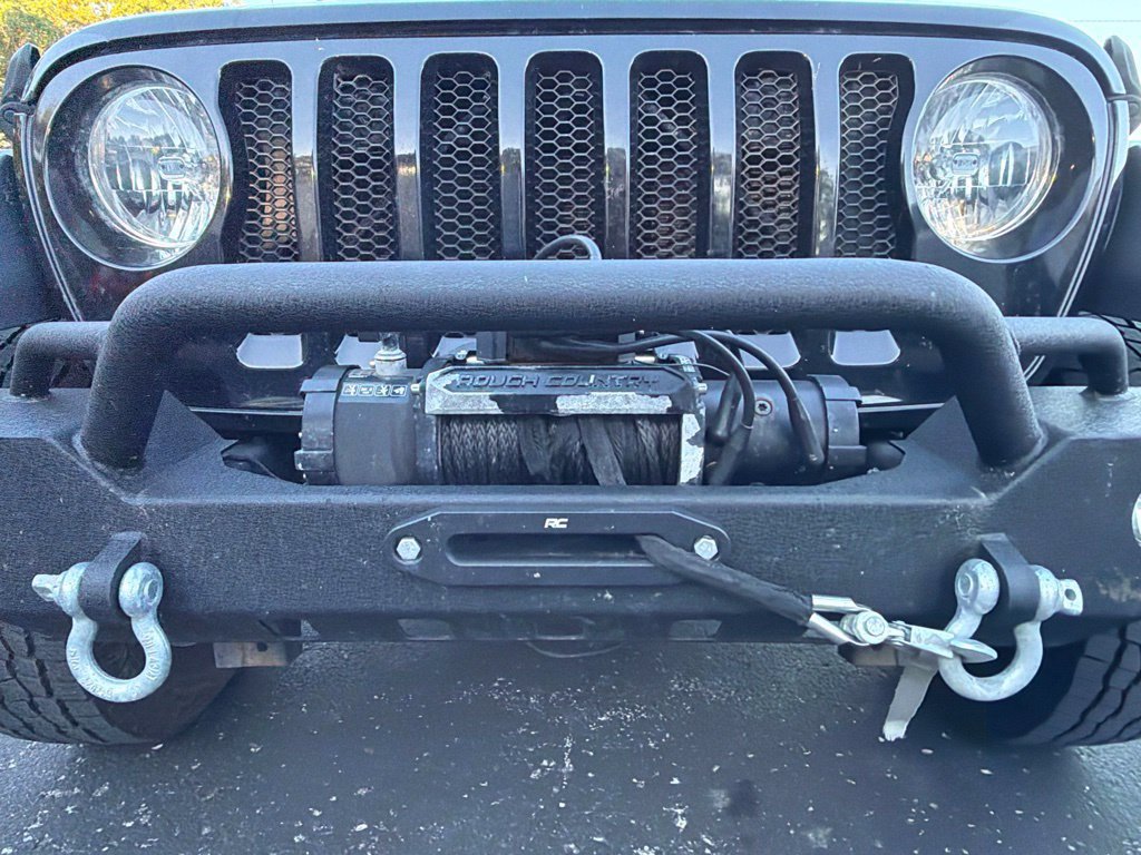 Used 2021 Jeep Wrangler Sport AWD/4WD image 37