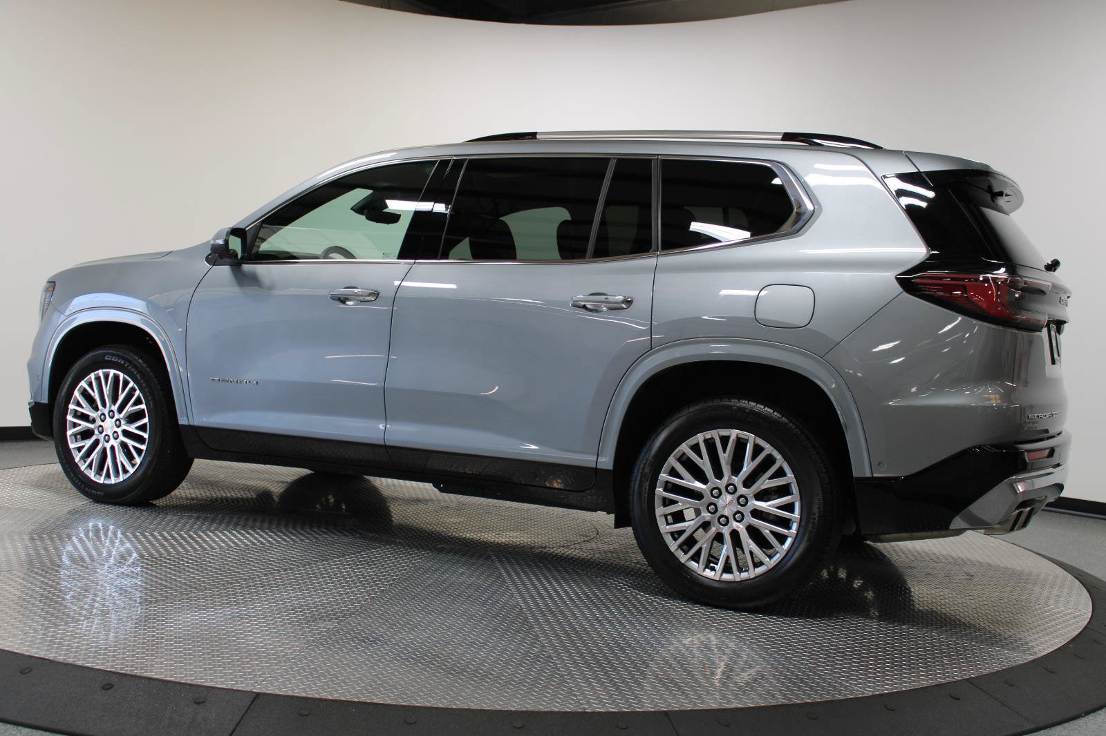 Used 2026 GMC Acadia Denali w/ Super Cruise Package AWD/4WD image 8