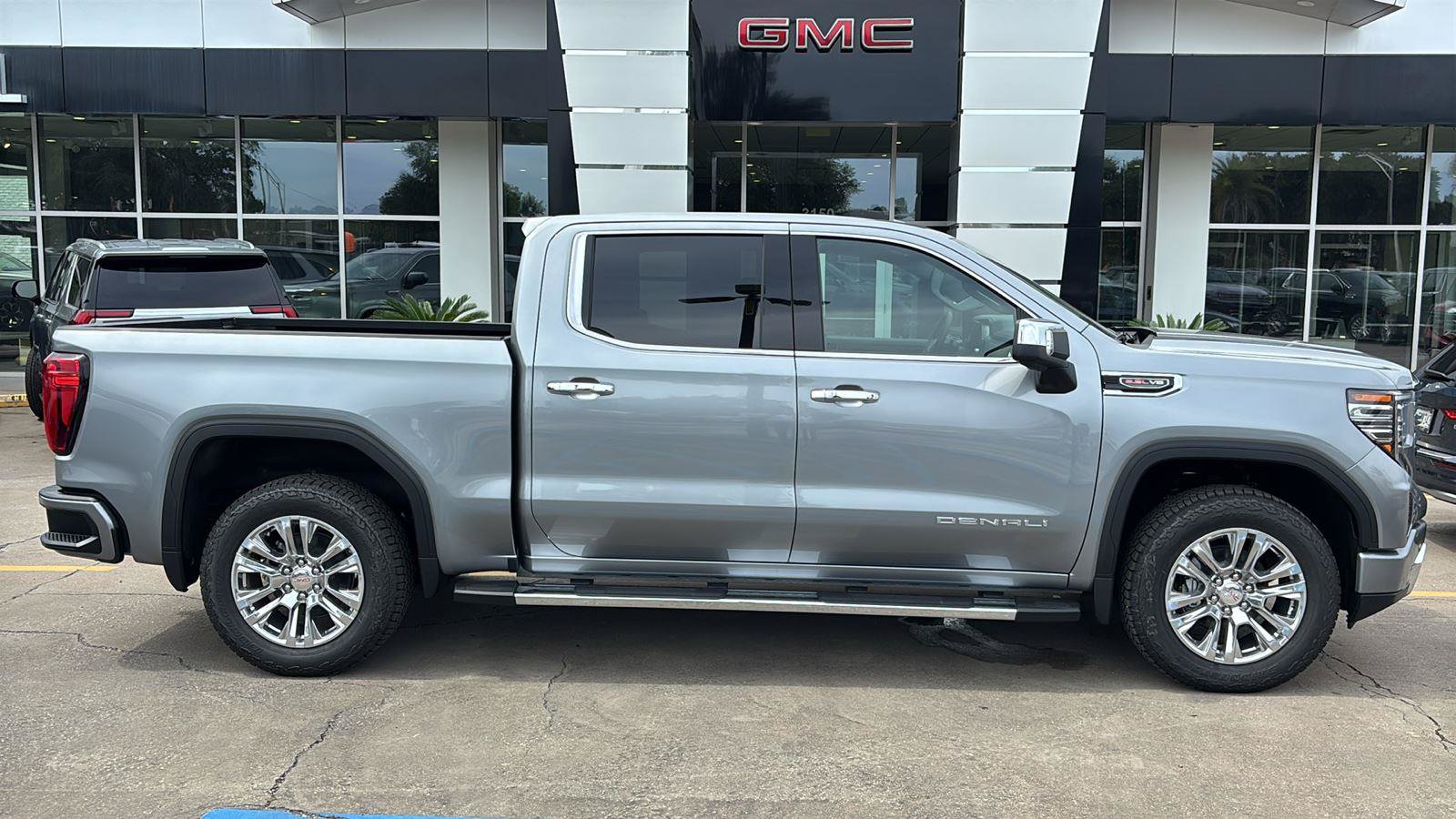New 2026 GMC Sierra 1500 Denali AWD/4WD image 9