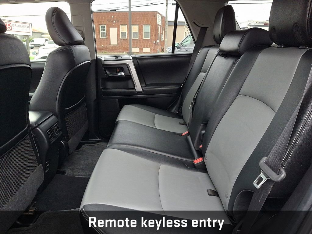 Used 2015 Toyota 4Runner SR5 Premium image 13