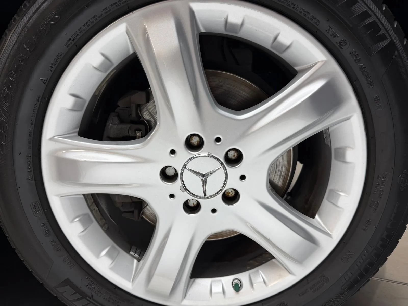 Used 2007 Mercedes-Benz ML 350 4MATIC w/ P2 Pkg image 3