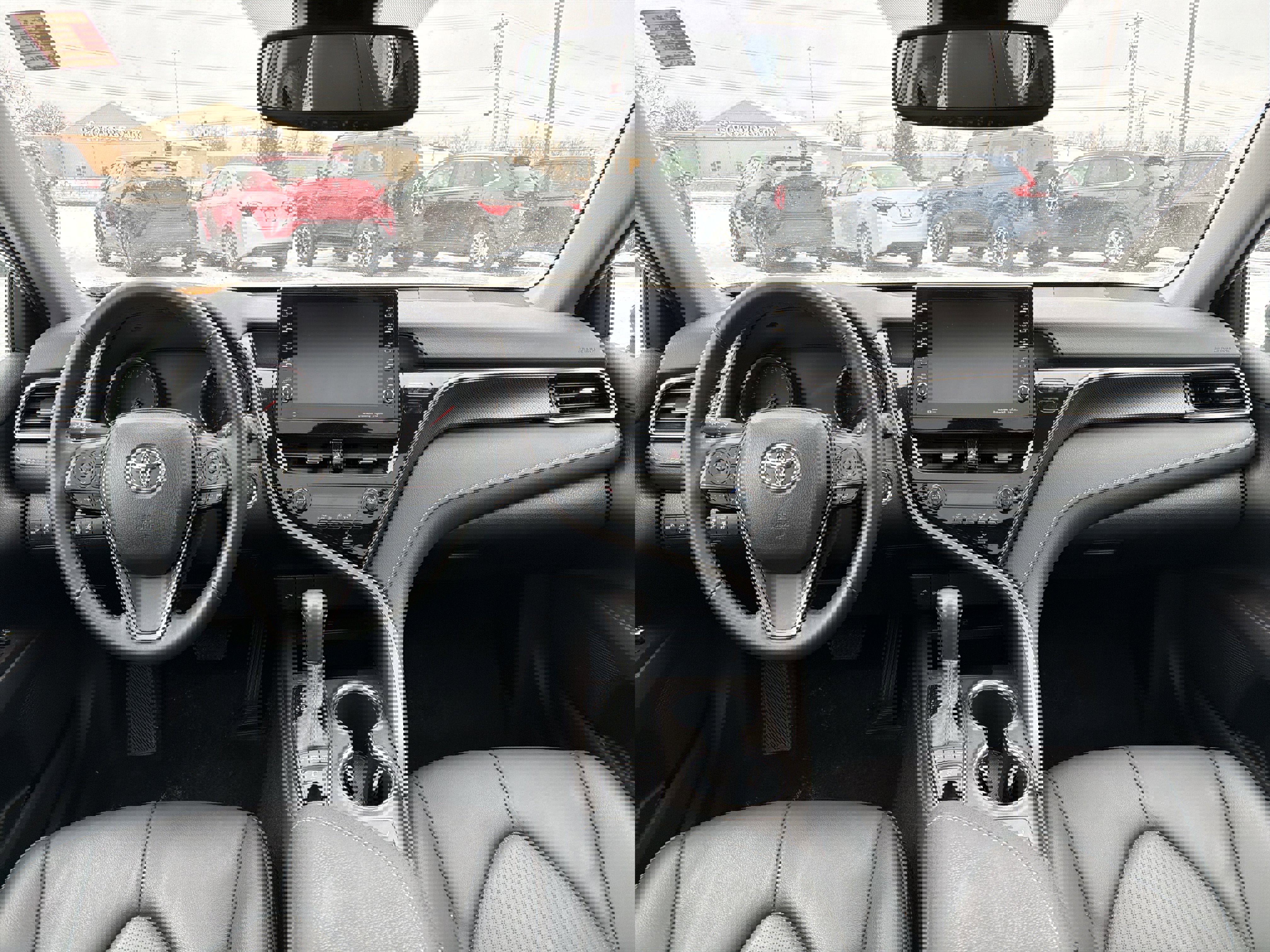 Used 2023 Toyota Camry XSE image 12