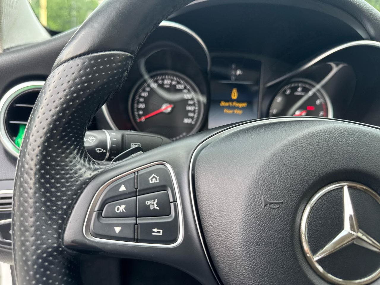 Used 2016 Mercedes-Benz C 300 4MATIC Sedan image 31