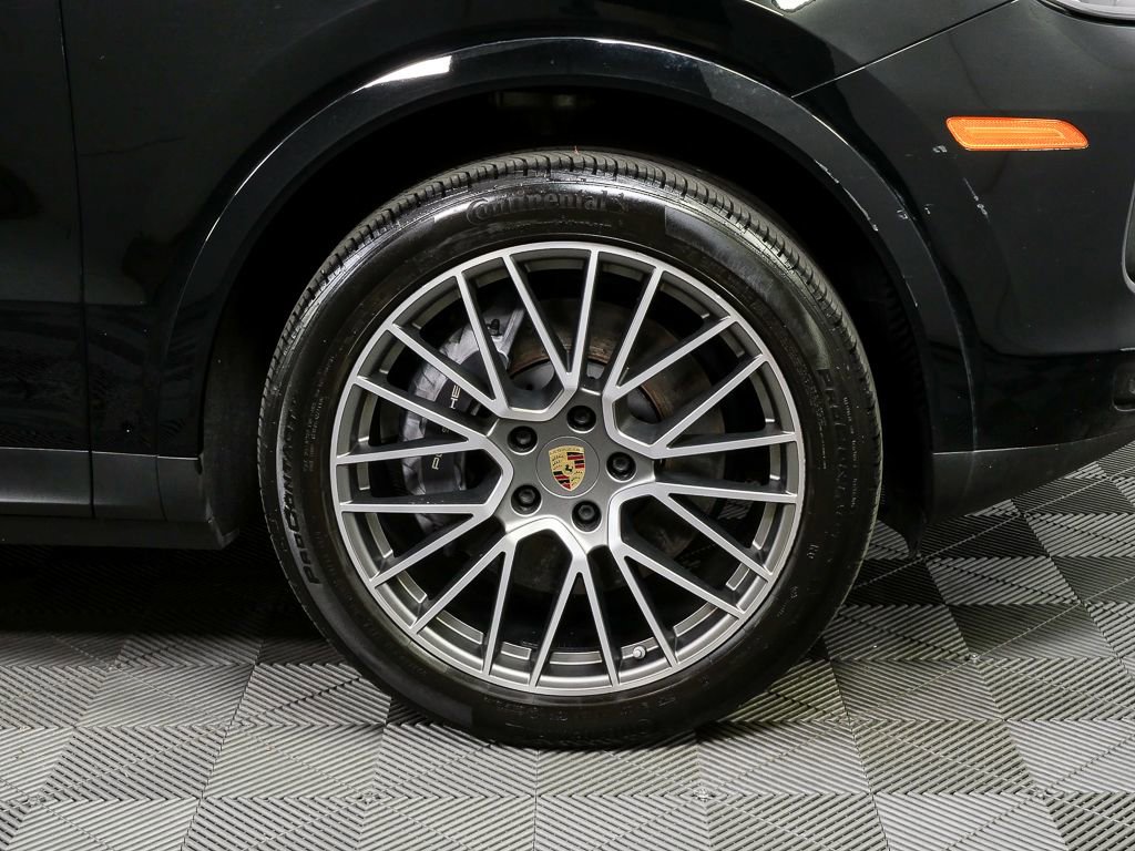Certified 2022 Porsche Cayenne image 41