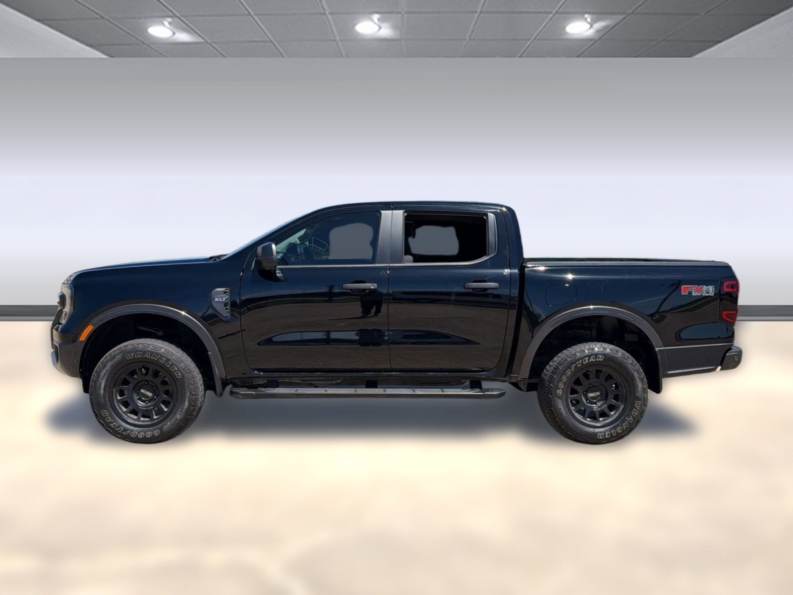 Used 2024 Ford Ranger XLT image 2