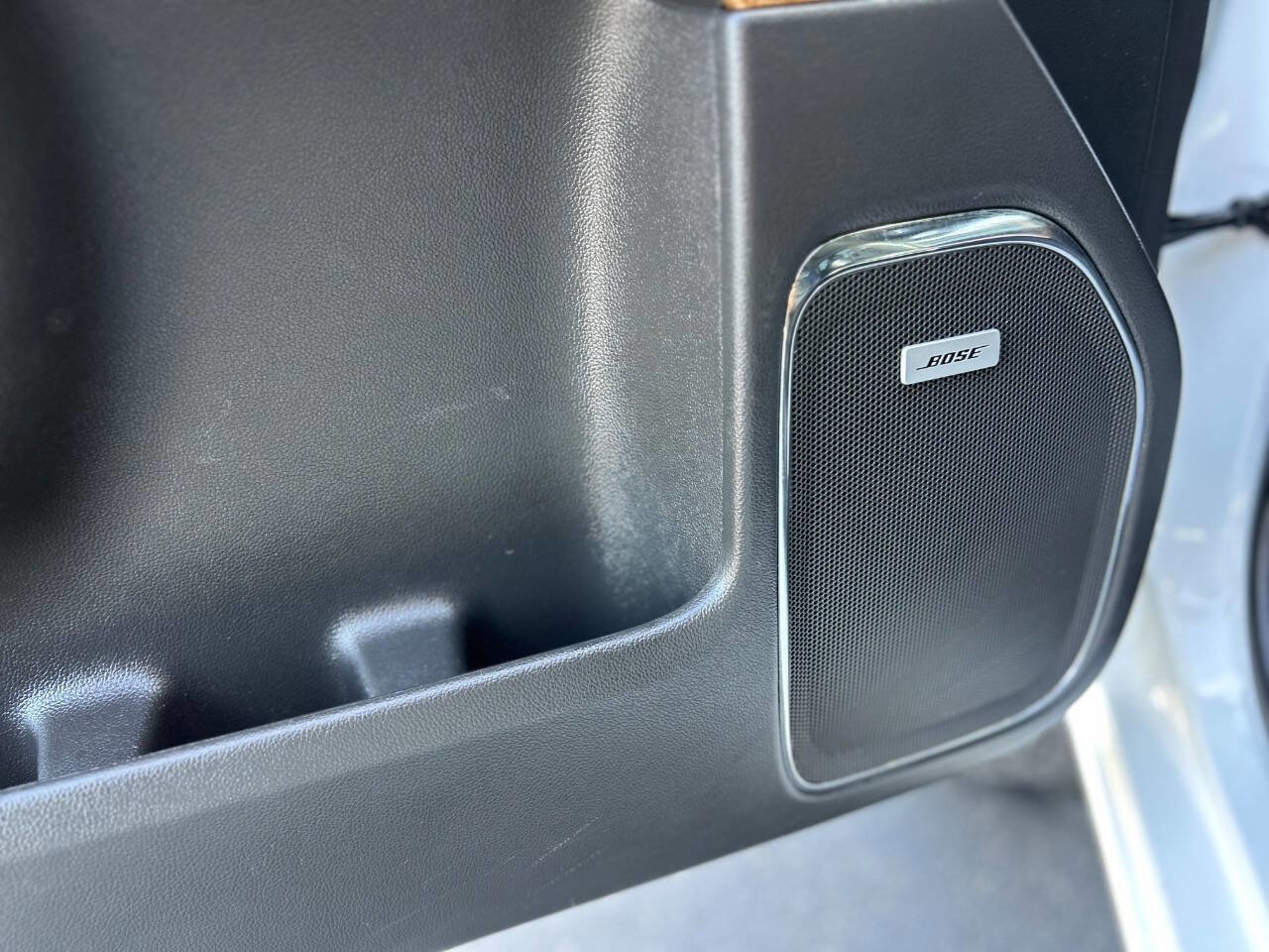 Used 2018 Chevrolet Silverado 1500 LTZ w/ LTZ Plus Package AWD/4WD image 9