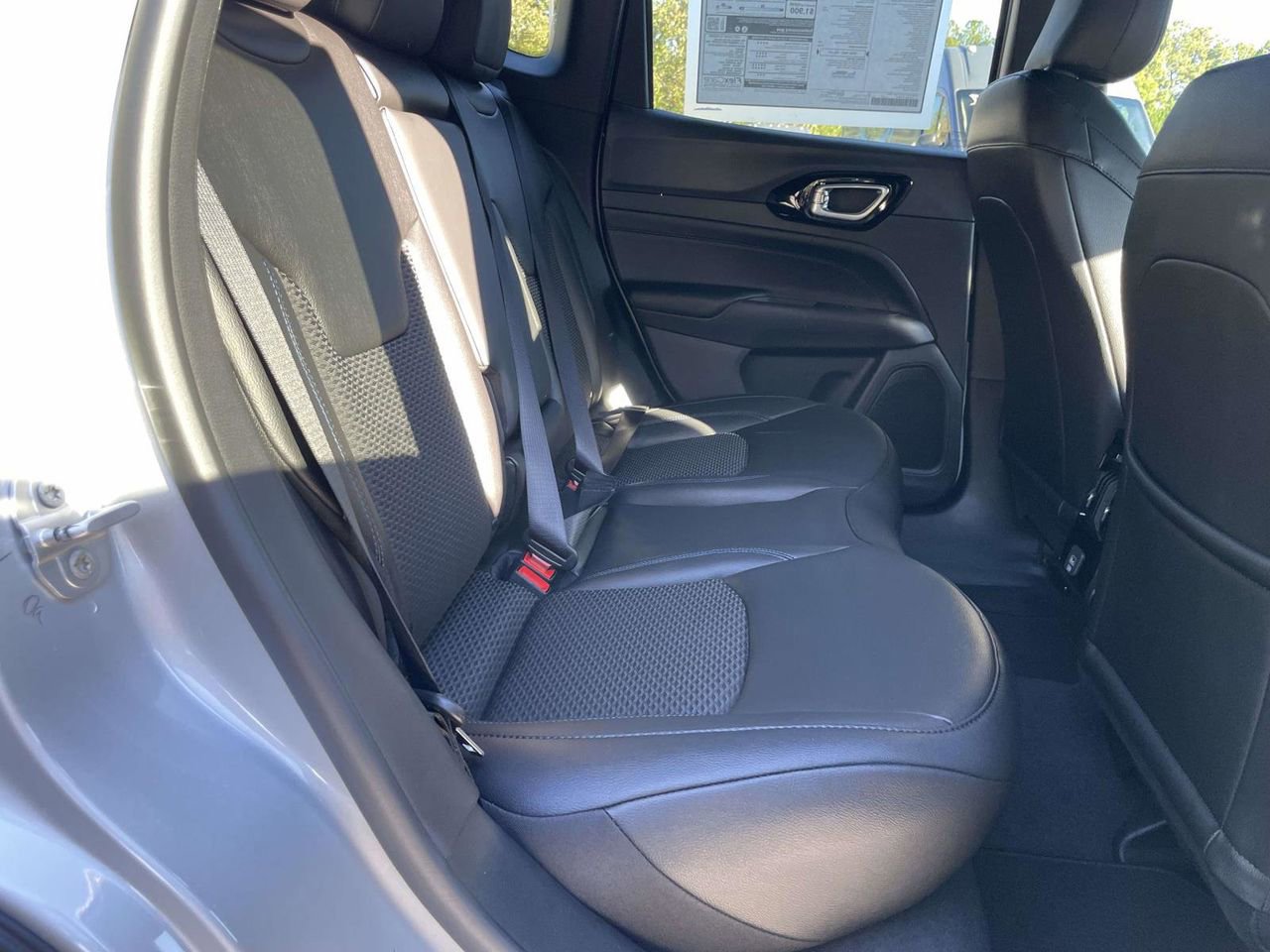 New 2026 Jeep Compass Latitude AWD/4WD image 31
