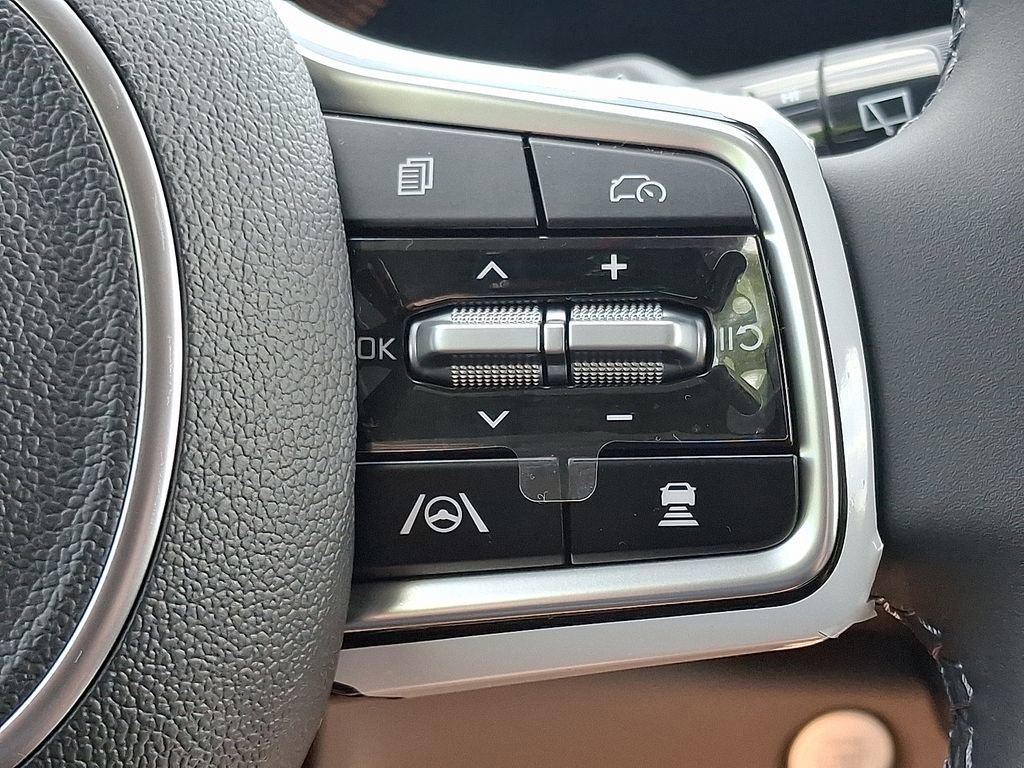 New 2026 Kia Carnival EX image 18