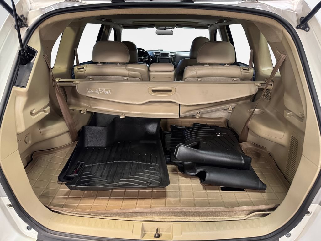 Used 2013 Toyota Highlander Limited AWD/4WD image 25